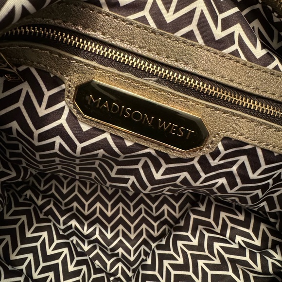 Madison west purse - Picture 3 of 10